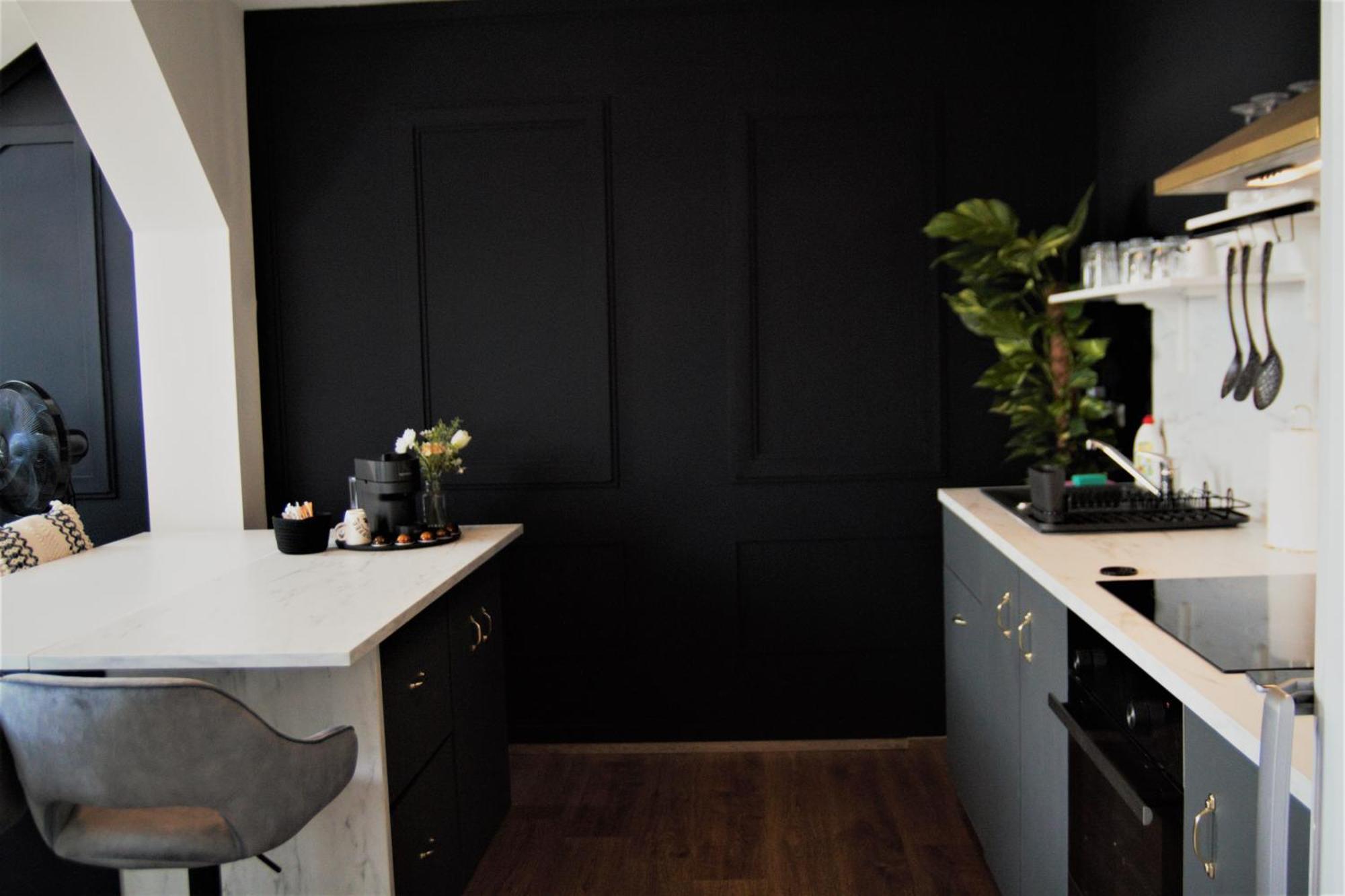 Spacious Flat & Parking Possibility, 3 Stops To Wenceslav Square Praga Esterno foto